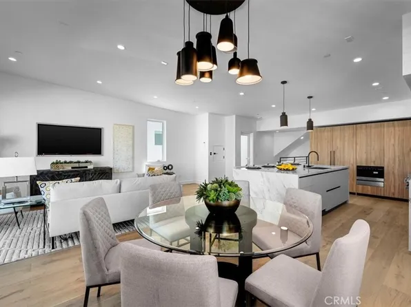 125 1st Ct, Hermosa Beach, CA 90254