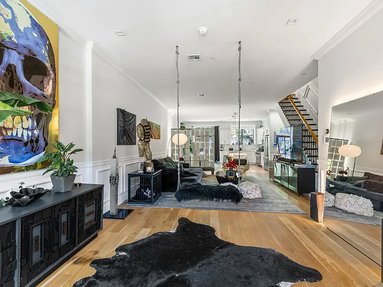 586 Quincy St #1B — Photo 9