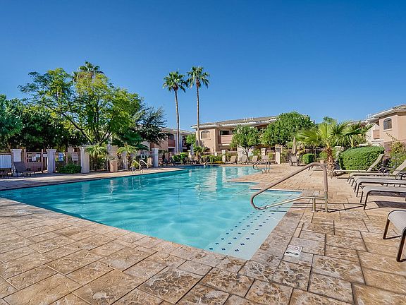 Community Resort Style Pool