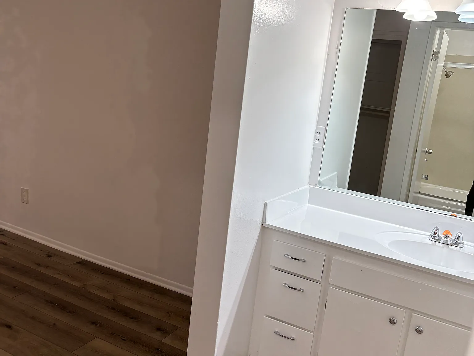 1 bed, 625 sqft, $1,950 — Photo 4