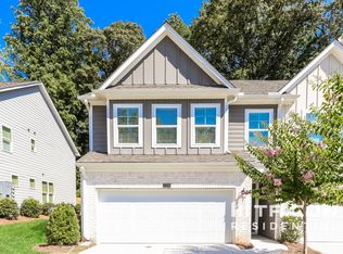 2210 Rosemary Park Ln, Lawrenceville, GA 30046