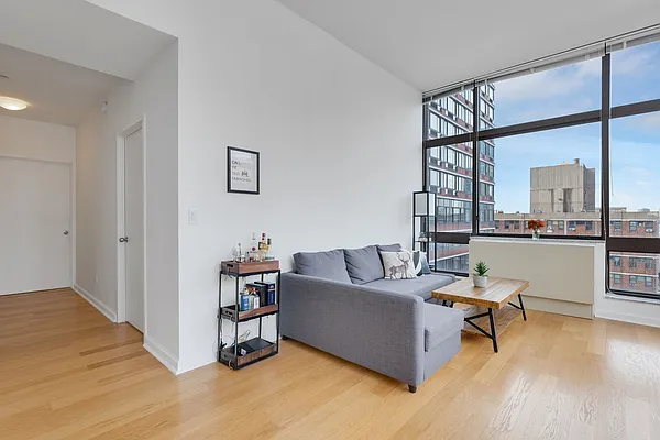 Rented by Cooper & Cooper Real Estate | media 73