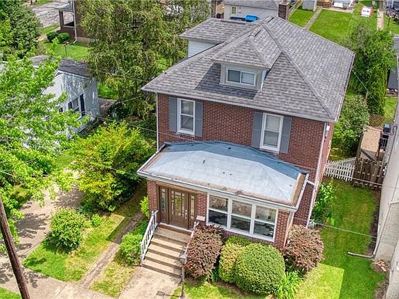 3rd image of 709 Welty St