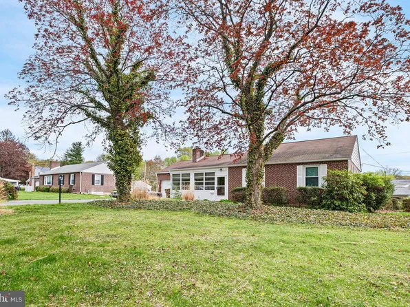 1405 Marsh Rd, Talleyville, DE 19803