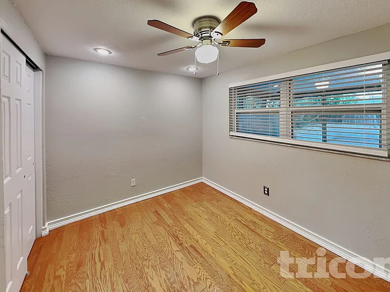 1705 Coppertree Dr — Photo 11