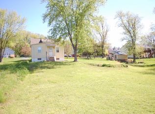 2331 Turkey Point Rd, Essex, MD 21221