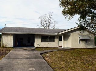 765 Crestview Dr, Orange City, FL 32763