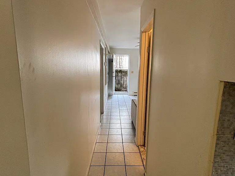 4319 Kepler Ave #G1 — Photo 6