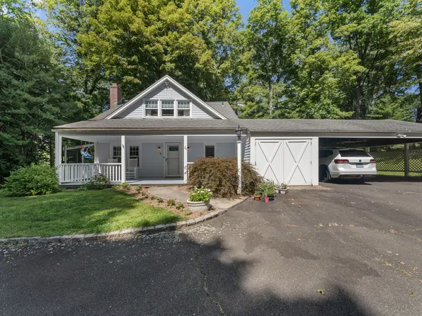 24 Starrs Plain Road, Danbury, CT 06810
