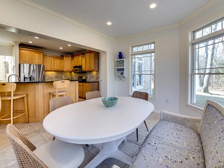 38 Fleming Rd — Photo 8