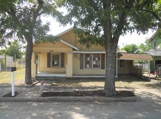 1004 S Pecos St, Coleman, TX 76834