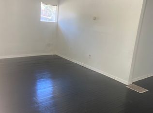 1504 E 49th Ter, Kansas City, MO 64110
