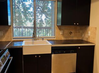 1326 Oak Terrace Ct APT 13, Sacramento, CA 95825