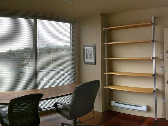 5th image of 530 Broadway E APT 609
