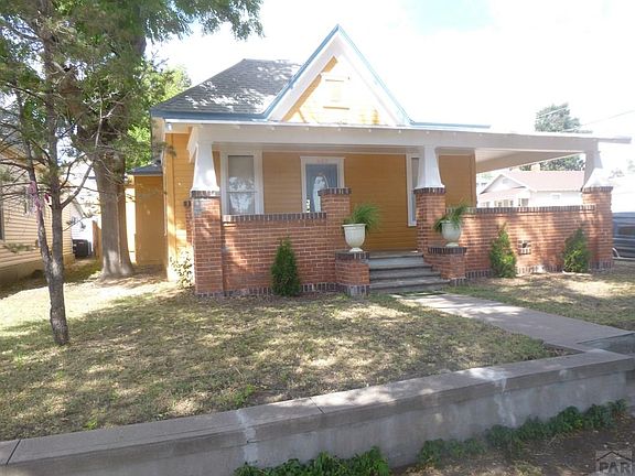 2nd image of 602 Santa Fe Ave