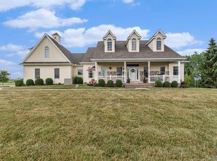 8044 Sunset Dr, Flint, MI 48532