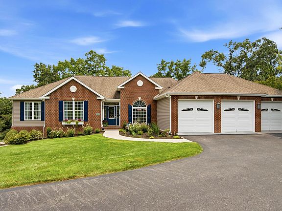 2nd image of 1051 Nik Ryan Dr