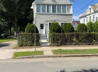 17 Beacon Ave #2, Holyoke, MA 01040