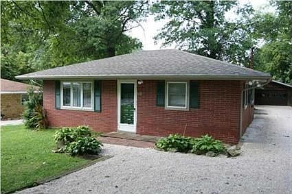 1st image of 320 Hillcrest Dr