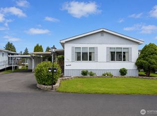 920 Cottonwood Drive, Enumclaw, WA 98022