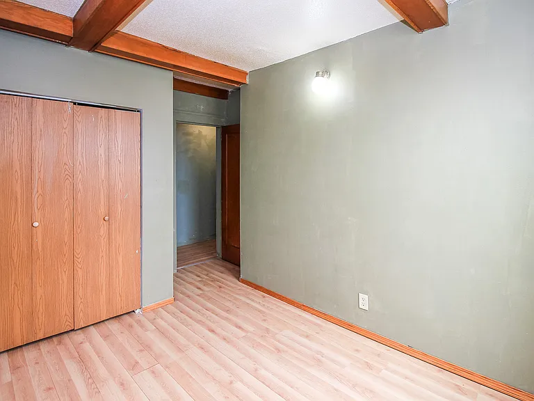 220 W Russell St #2 — Photo 2