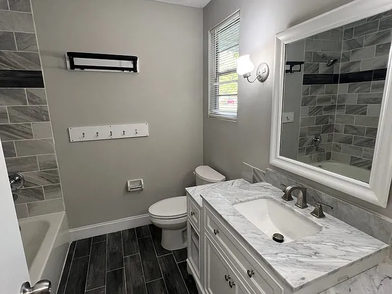 4120 Englewood Dr — Photo 13