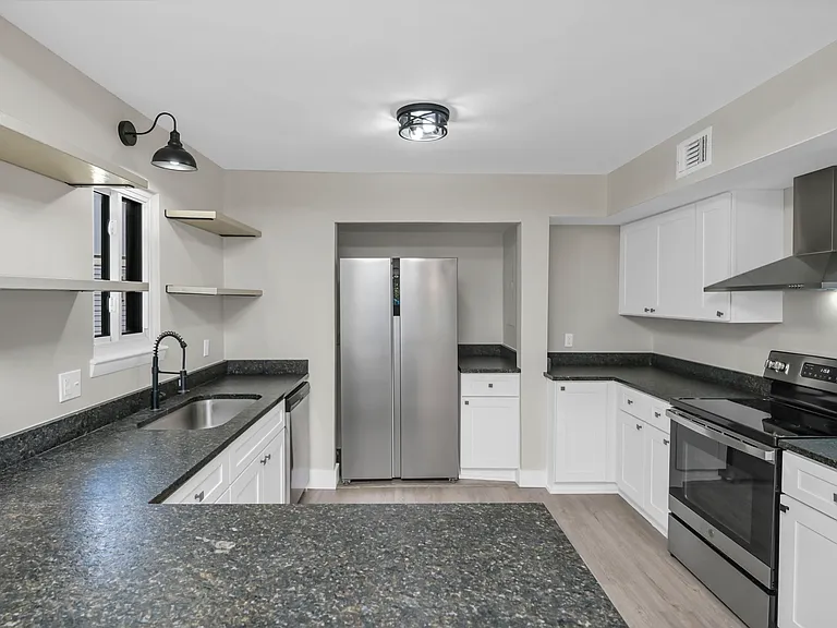 6905 Cleaton Rd #2 — Photo 86