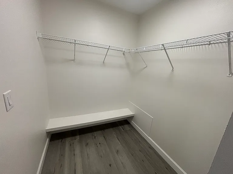 100 Hamlet Rd — Photo 14