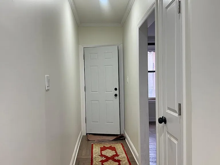 174 E 54th St #1A — Photo 15