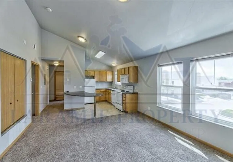 415 Mitchell St #F-2 — Photo 3