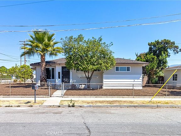 3rd image of 310 E Mariposa Dr