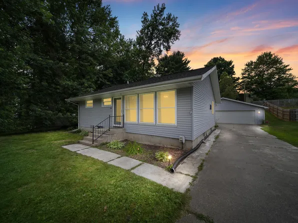 204 Iroquois St, Jackson, MI 49203