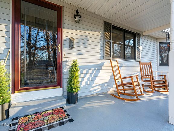 3rd image of 5042 Deer Run Loop