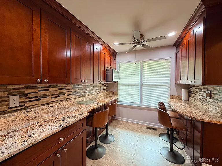 12 Dogwood Dr — Photo 10