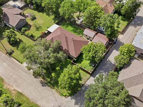 632 E Donegan, Seguin, TX 78155