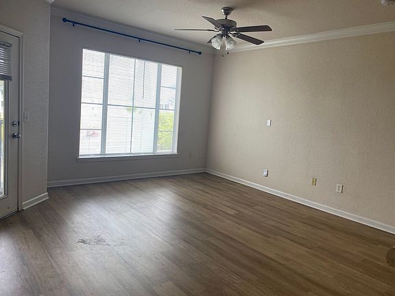 4th image of 8290 Gate Pkwy W Unit 617