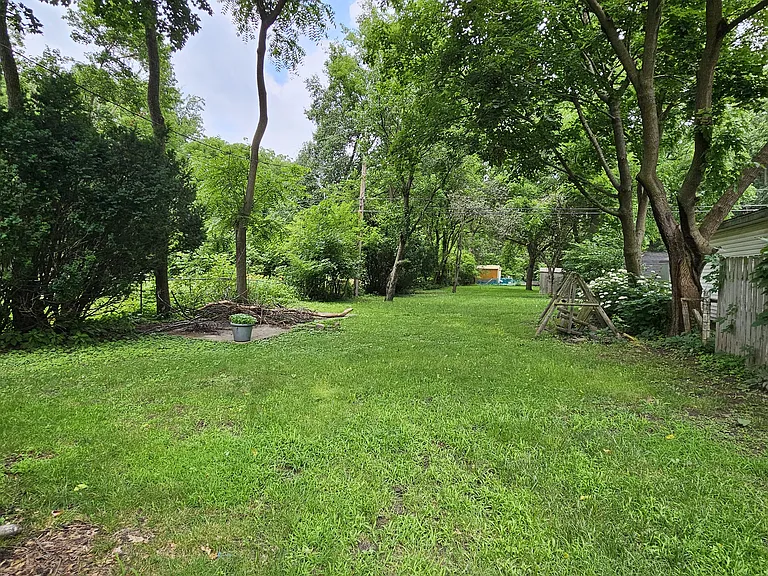 1112 E Cleveland Ave — Photo 27