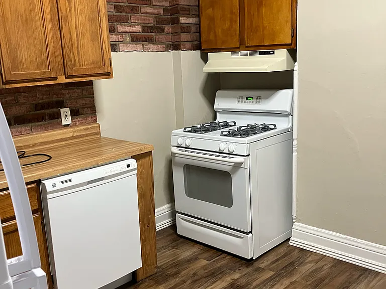3349 N Alcott St — Photo 10