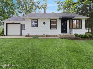 2309 N Riverside Dr, McHenry, IL 60051