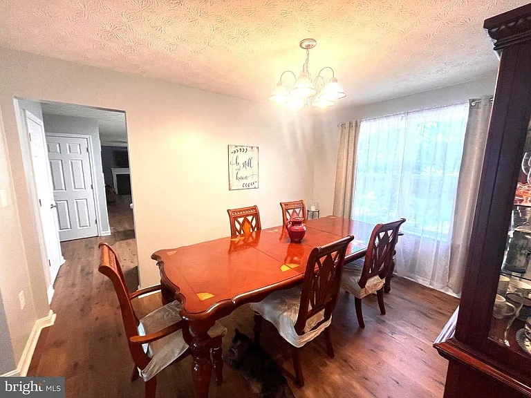 215 Dogwood Ave — Photo 6