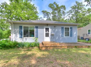 3945 51st St, Des Moines, IA 50310