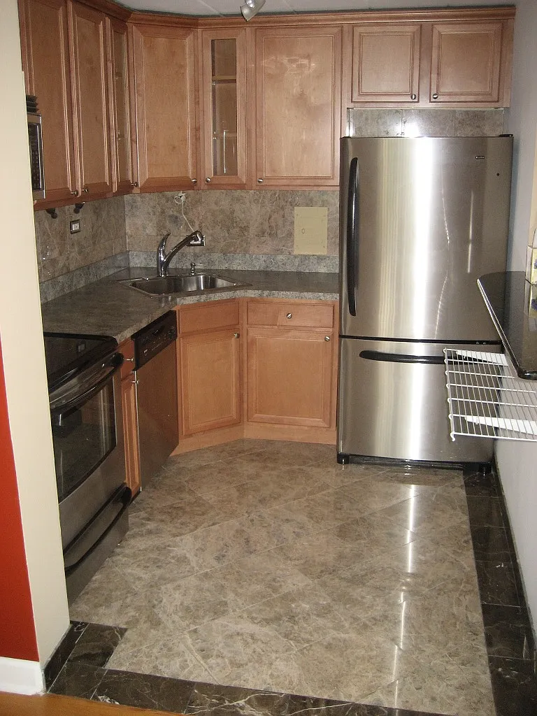 2 bed, 900 sqft, $1,650 — Photo 2
