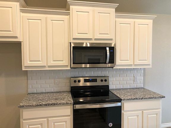 3rd image of 3300 White Horse Ct