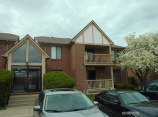 15765 Balfour Dr #1, Macomb, MI 48044