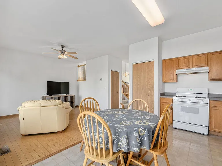 2707 River Bend Ln — Photo 9