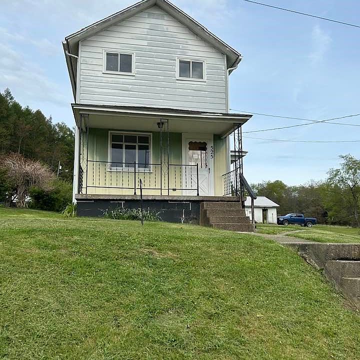 1st image of 525 Penn St