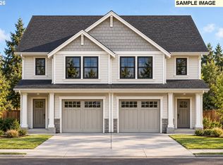 16348 SE Multnomah Falls Dr #B, Happy Valley, OR 97086