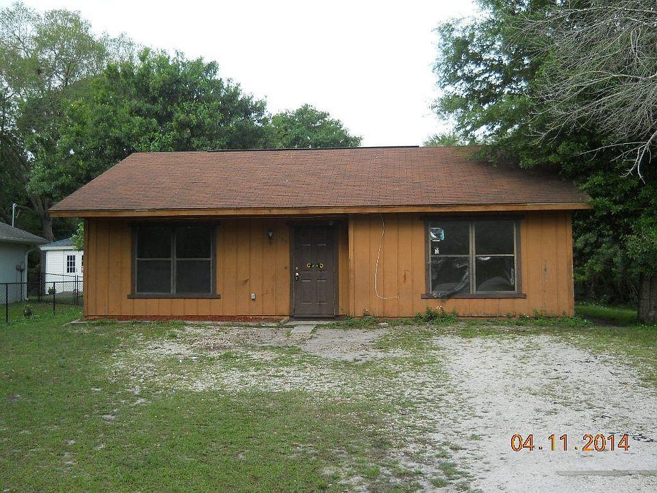Home For Sale In Grovenor Estates