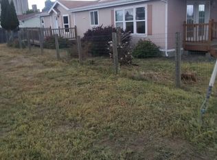 322 W 2nd St, Condon, OR 97823