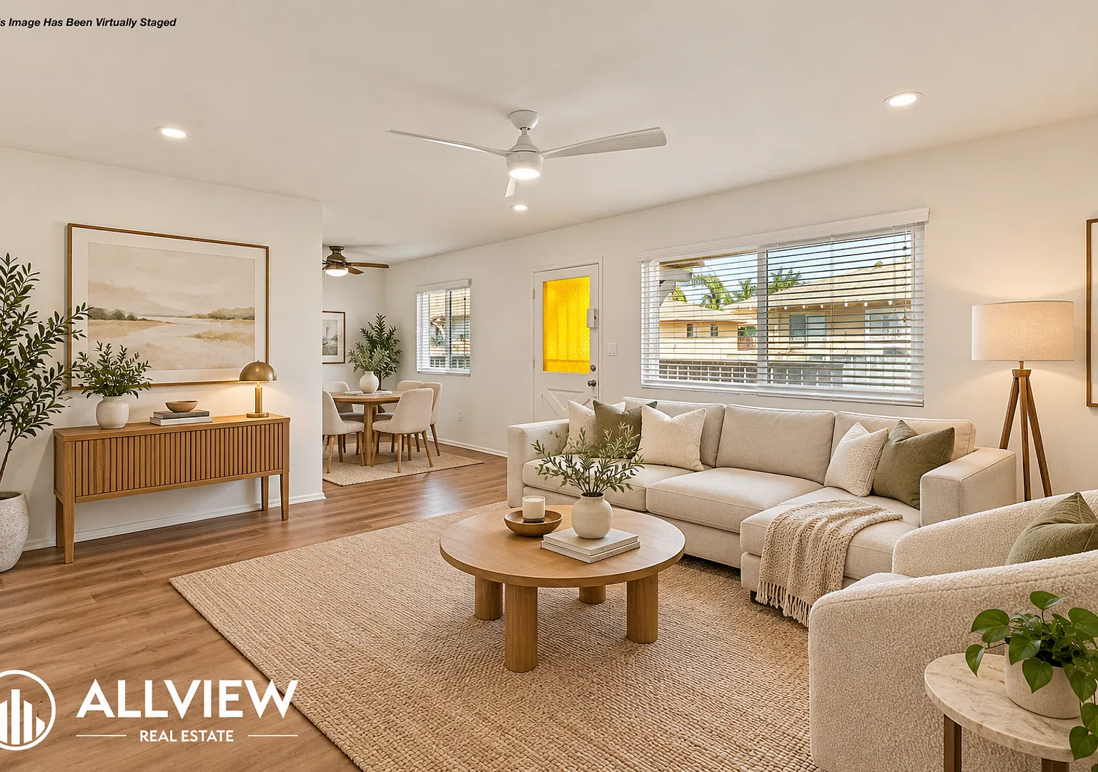16661 Bartlett Lane — Photo 3